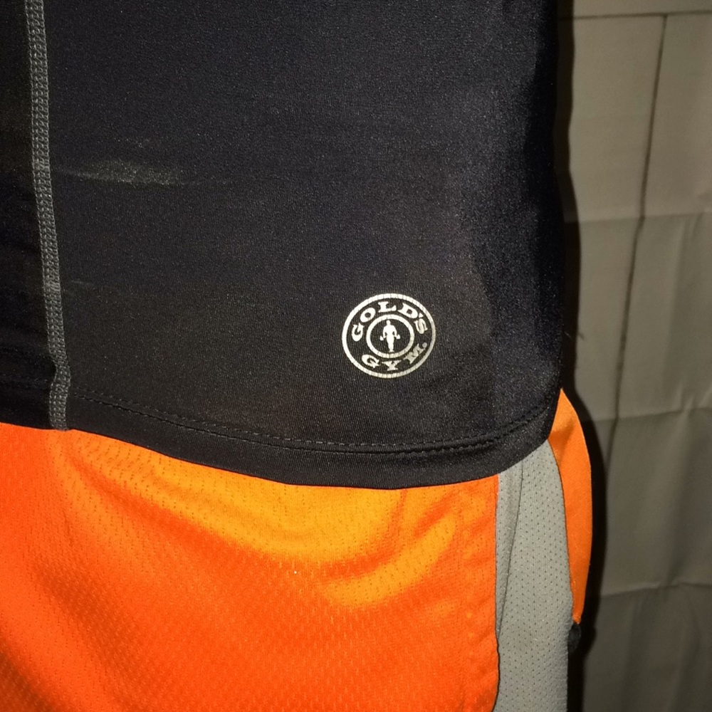 Golds Gym Men Black compression short sleeve shirt - Picture 5 of 6